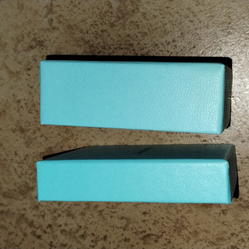 Tiffany Gift Set - Picture 10 of 15